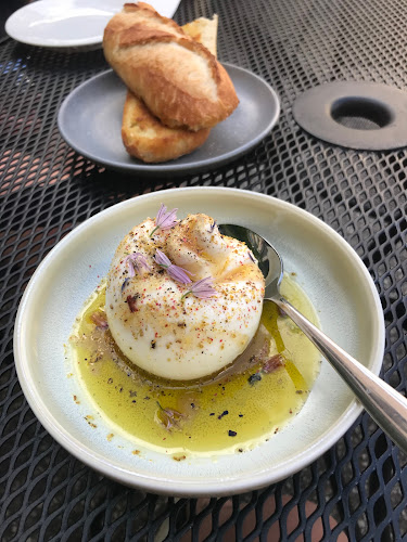 Maiden Lane Wine & Cocktail Bar - Windsor