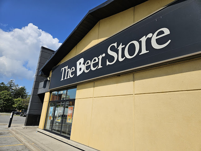 Opinii despre Beer Store 3260 în Windsor - Hospitality and gastronomy