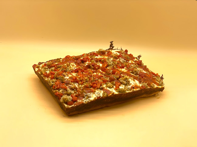 Stay Gold Detroit-Style Pizza - Hospitality and gastronomy