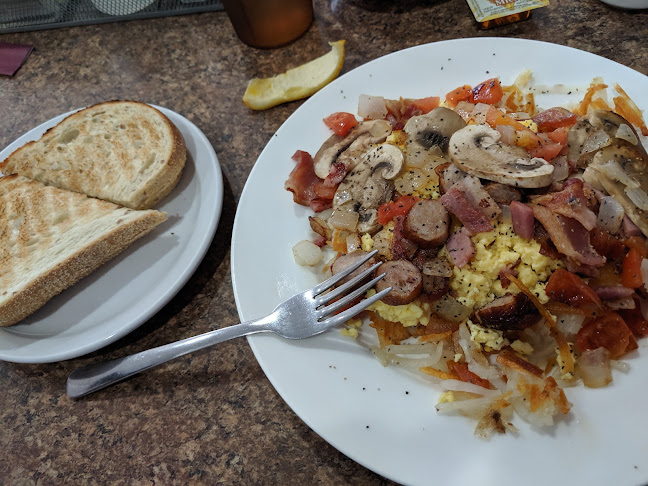 Season's Family Restaurant - Portage la Prairie