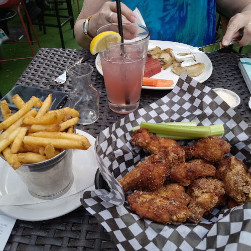 223 8 Ave SW, Calgary, AB T2P 1B5