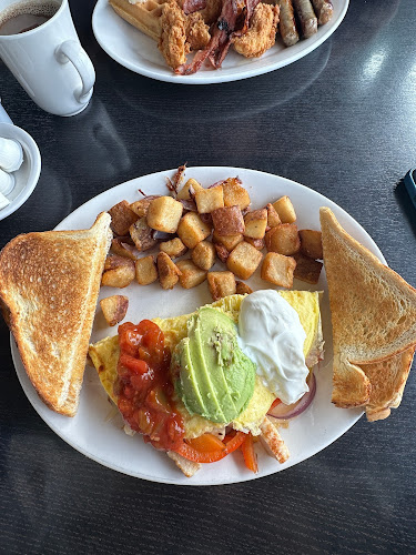 Opinii despre Ricky's Cafe - Red Deer în Red Deer - Hospitality and gastronomy