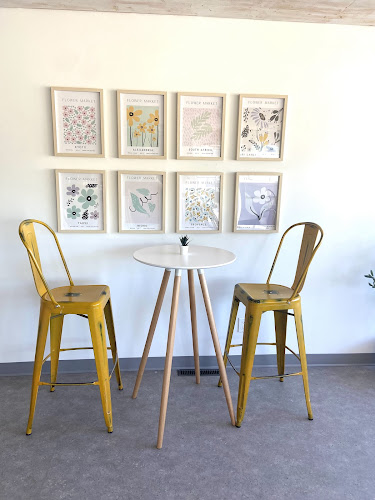 Three & Tea Drink Emporium - Selkirk