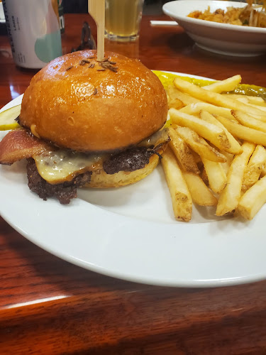 Bread & Cheese Eatery - Hospitality and gastronomy