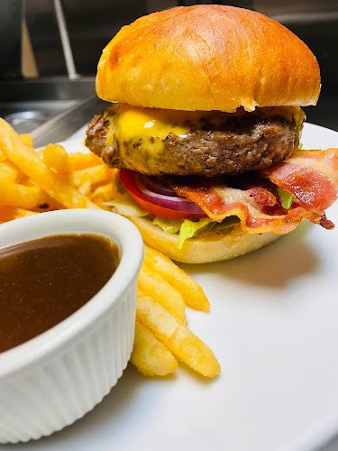 110 Brock St N, Whitby, ON L1N 4H3