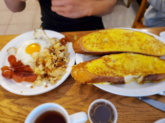 Opinii despre Tania's Restaurant în Nanaimo - Hospitality and gastronomy