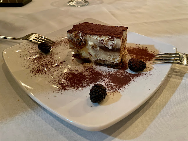 Comentarii opinii despre The School Fine Dining