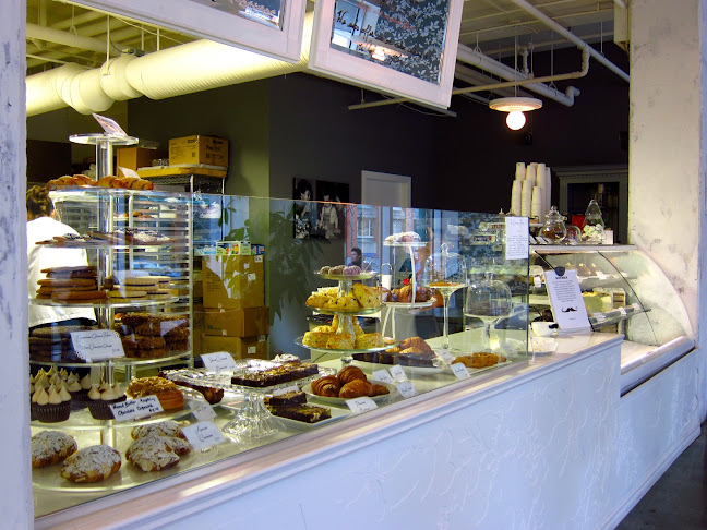 172 Powell St, Vancouver, BC V6A 1G1