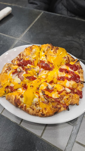 Opinii despre Paparazzi Pizza LTD. în Powell River - Hospitality and gastronomy