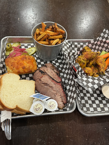 Opinii despre Home Time Bar-B-Que and Bakery în Brooks - Hospitality and gastronomy