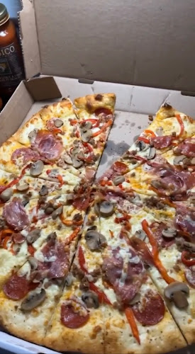 Comentarii opinii despre Rondo's Pizza Plus Bright's Grove