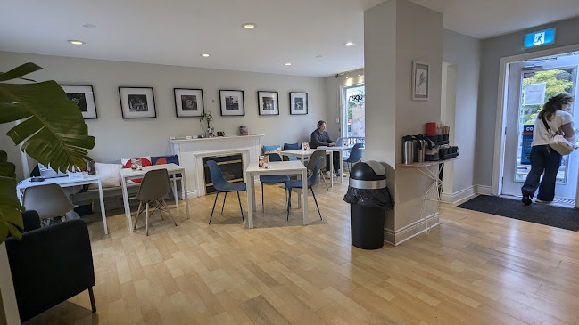 310 Kerr St, Oakville, ON L6K 3B5