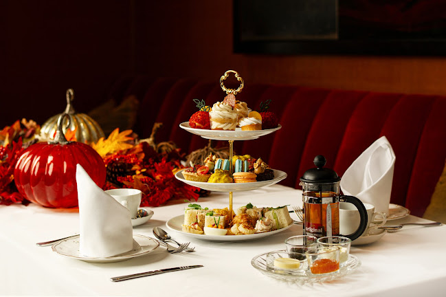 Opinii despre Bacchus Restaurant & Lounge în Vancouver - Hospitality and gastronomy