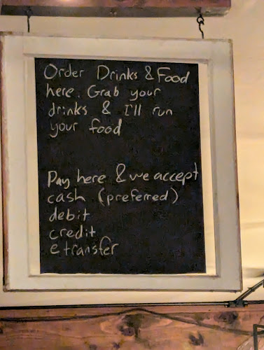 145 Russell Ave, St. Catharines, ON L2R 1W2