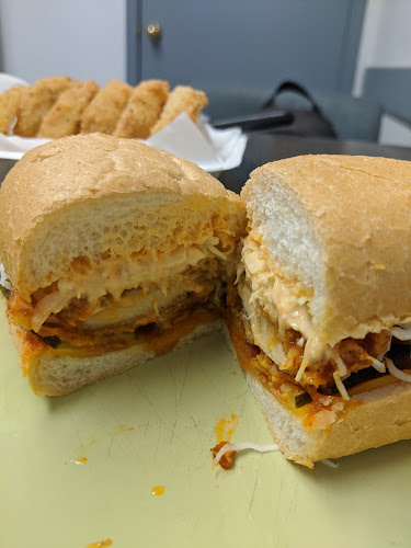 477 Wallace St A, Nanaimo, BC V9R 5B7