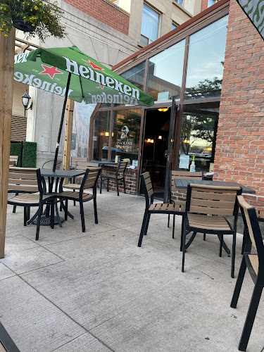 Comentarii opinii despre The Dickens