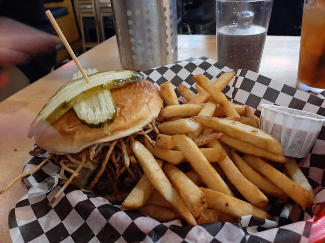 The Cannibal Cafe - Hospitality and gastronomy