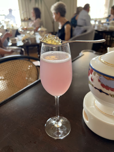 Q AT THE FAIRMONT EMPRESS