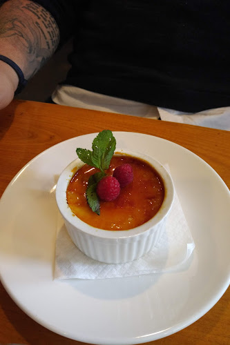 68 Princess St, Kingston, ON K7L 1A5