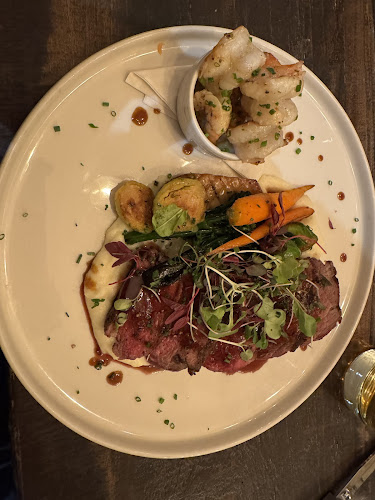 Opinii despre TWH Social în Kitchener - Hospitality and gastronomy