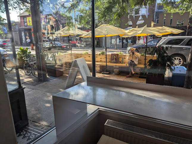 Comentarii opinii despre Milky's