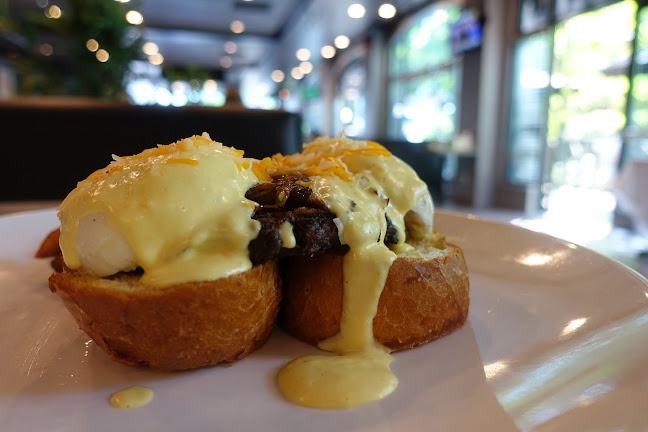 Medley's Italian & Grill