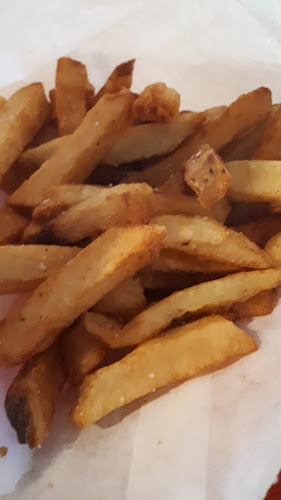 481 Hodder Ave, Thunder Bay, ON P7A 1V3