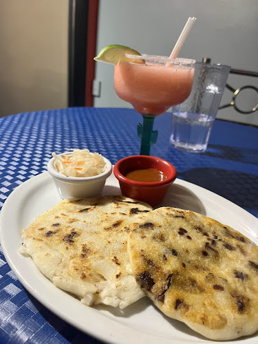 Opinii despre The Guanaquita Restaurant în Kitchener - Hospitality and gastronomy