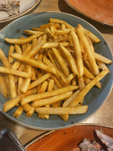 Opinii despre Barcelo's Flame Grilled Chicken- Fraser Hwy Abbotsford în Abbotsford - Hospitality and gastronomy