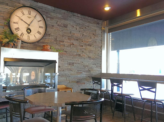 Robin's Donuts - Regina