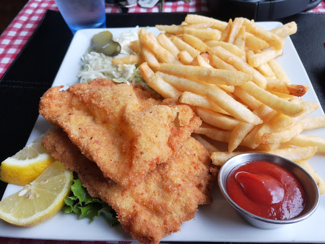 46 Courtland Ave E, Kitchener, ON N2G 2T7