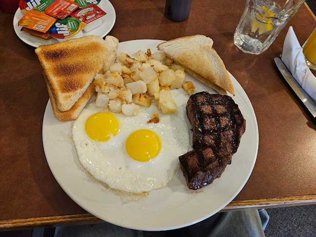 Rick & Alice's Grill - Edmonton