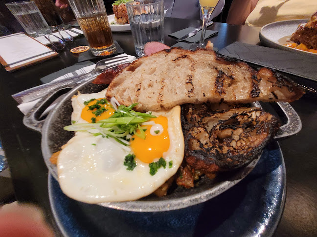 Undefined - Hamilton