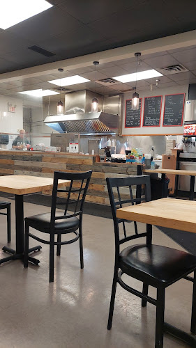 71 Spring St, Sault Ste. Marie, ON P6A 2Z9