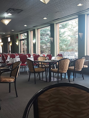 Opinii despre Green's Restaurant în Calgary - Hospitality and gastronomy