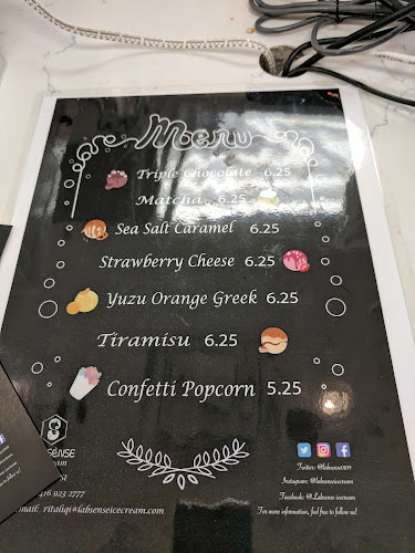 386 Yonge St, Toronto, ON M4Y 1X9