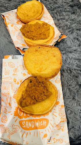 Comentarii opinii despre Popeyes Louisiana Kitchen - Oxford st west london Ontario