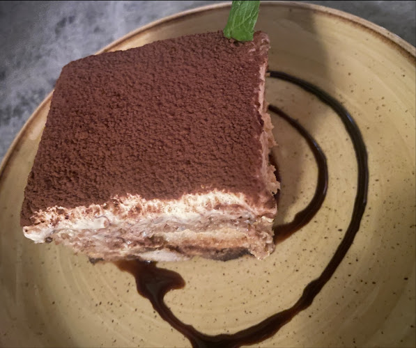 Nicli Pizzeria + Bar - North Vancouver