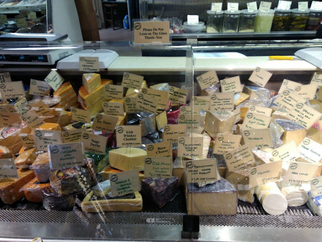 384 Academy Rd, Winnipeg, MB R3M 3R3