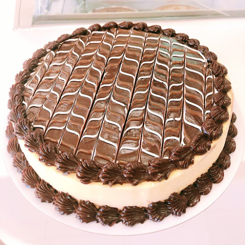 Baskin-Robbins & Kernels Popcorn - Hospitality and gastronomy