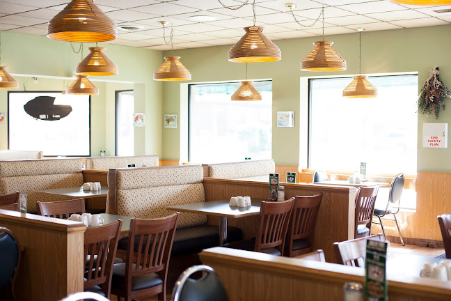 5810 Stanley Ave, Niagara Falls, ON L2G 3X8