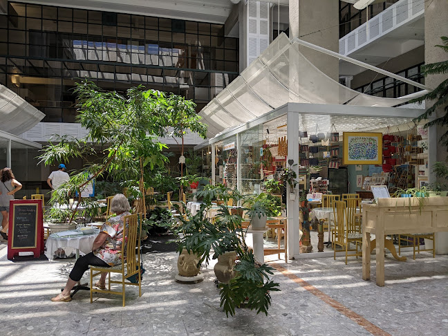 40 Murray St, Ottawa, ON K1N 9K1