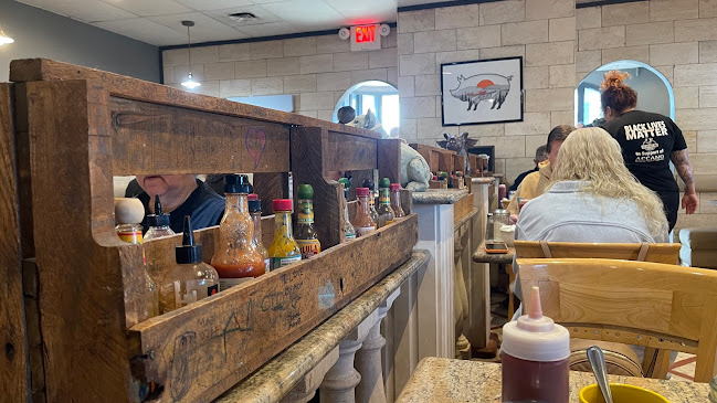 The Breakfast Pig - Sault Ste. Marie