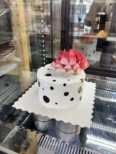 Jozef's Pastry Boutique - North Vancouver