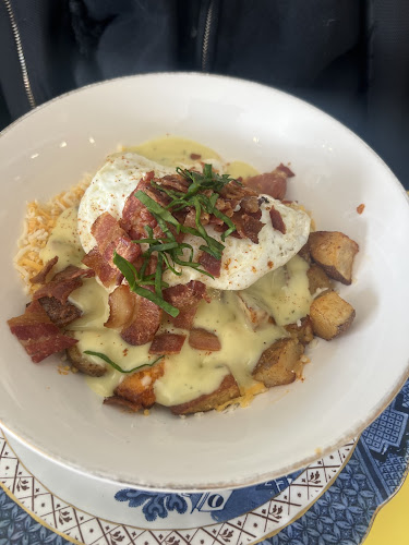 474 Pall Mall St, London, ON N5Y 2Z3