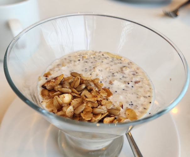 900 Canada Pl, Vancouver, BC V6C 3L5