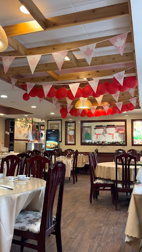 U & Me (Centre St. SW)