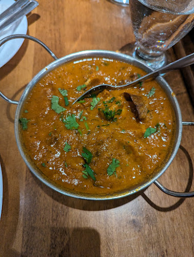 1919 31 St SE #1B, Calgary, AB T2B 0S8