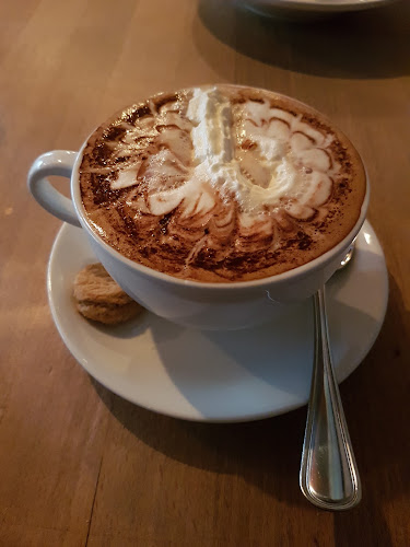 Comentarii opinii despre Atlas Cafe