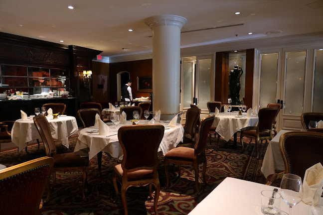 Bacchus Restaurant & Lounge - Vancouver